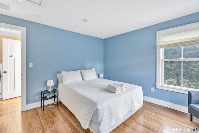 7 Hemlock Trail, Trumbull, CT 06611