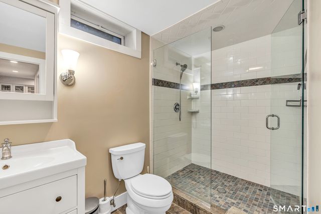 7 Hemlock Trail, Trumbull, CT 06611