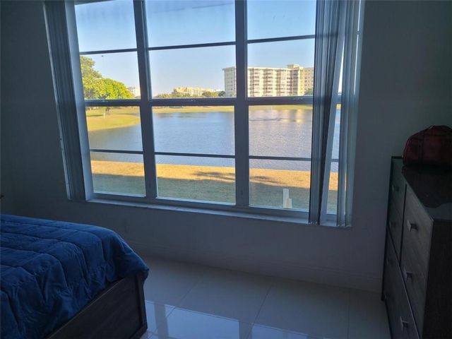 3091 N Course Drive 208, Pompano Beach, FL 33069