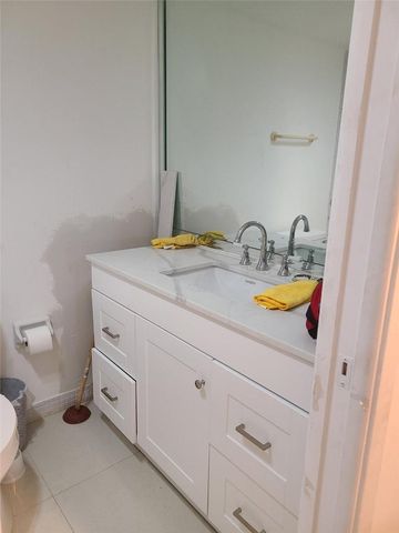 3091 N Course Drive 208, Pompano Beach, FL 33069