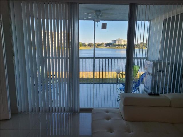 3091 N Course Drive 208, Pompano Beach, FL 33069
