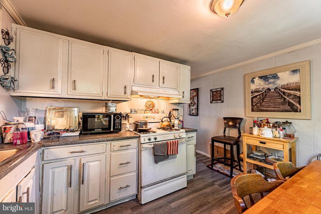 441 ROUNDVIEW RD, Baltimore, MD 21225
