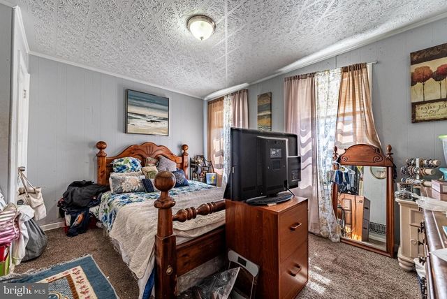 441 ROUNDVIEW RD, Baltimore, MD 21225