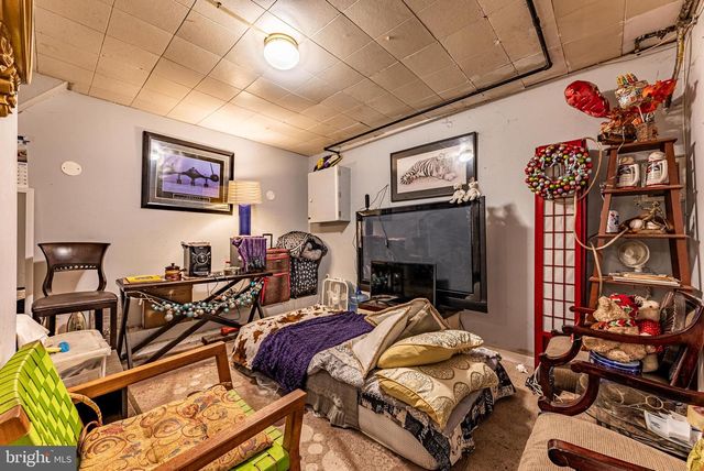 441 ROUNDVIEW RD, Baltimore, MD 21225