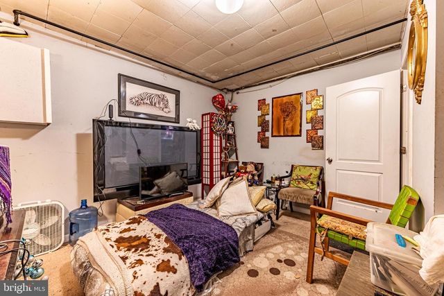 441 ROUNDVIEW RD, Baltimore, MD 21225