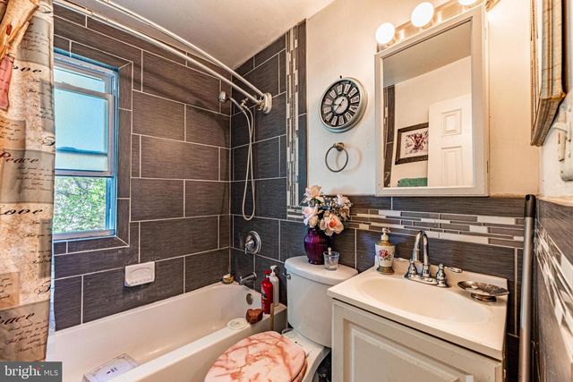 441 ROUNDVIEW RD, Baltimore, MD 21225