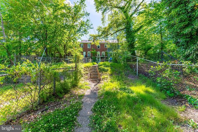 441 ROUNDVIEW RD, Baltimore, MD 21225
