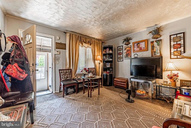441 ROUNDVIEW RD, Baltimore, MD 21225