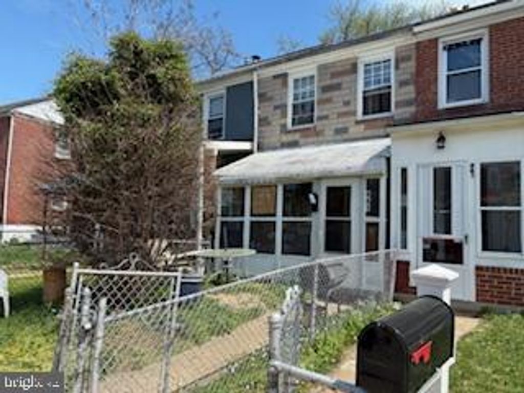 441 ROUNDVIEW RD, Baltimore, MD 21225