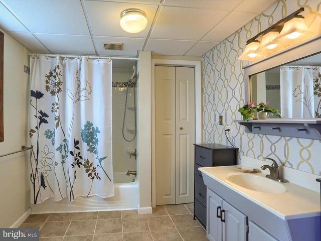 1014 PONDTOWN RD, Dillsburg, PA 17019