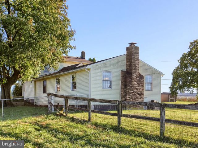 1014 PONDTOWN RD, Dillsburg, PA 17019