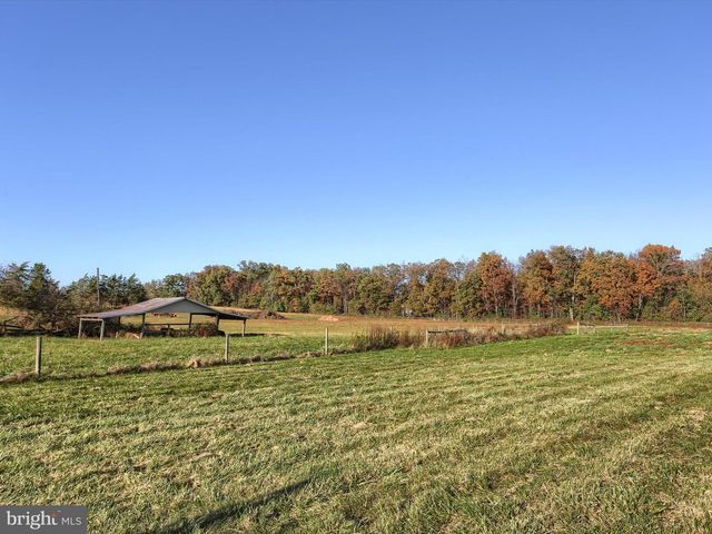 1014 PONDTOWN RD, Dillsburg, PA 17019