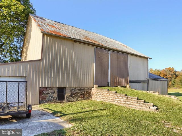1014 PONDTOWN RD, Dillsburg, PA 17019