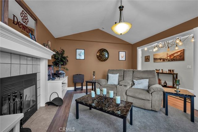 19450 Mountain Meadow S, Hidden Valley Lake, CA 95467