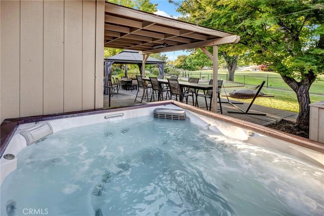 19450 Mountain Meadow S, Hidden Valley Lake, CA 95467