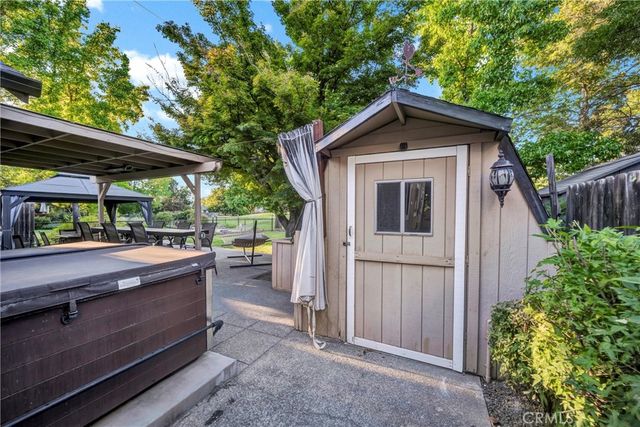 19450 Mountain Meadow S, Hidden Valley Lake, CA 95467