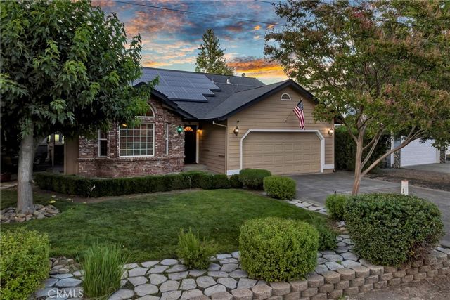 19450 Mountain Meadow S, Hidden Valley Lake, CA 95467