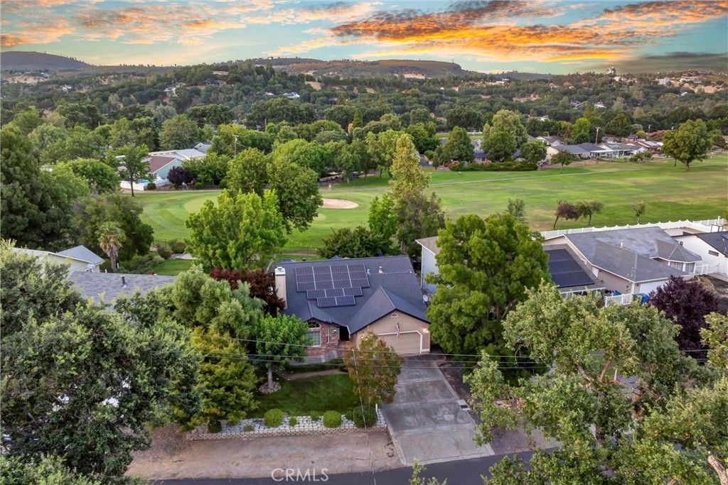 19450 Mountain Meadow S, Hidden Valley Lake, CA 95467