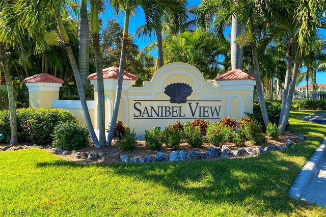 20061 Sanibel View CIR 201, Fort Myers, FL 33908
