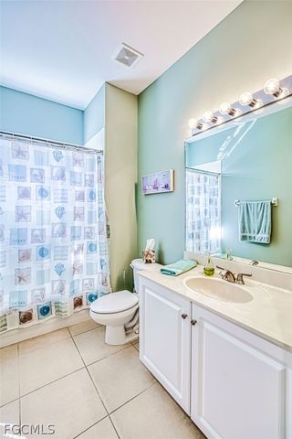 20061 Sanibel View CIR 201, Fort Myers, FL 33908