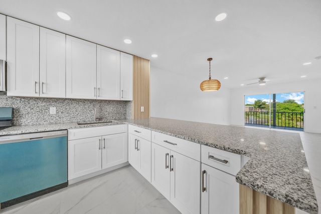 9880 Marina Boulevard 1536, Boca Raton, FL 33428