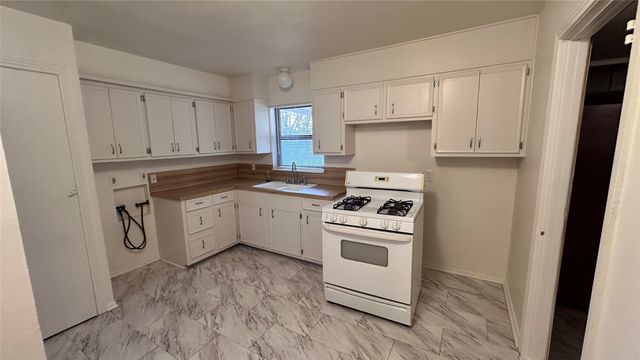 3527 S Ewing Avenue, Dallas, TX 75216