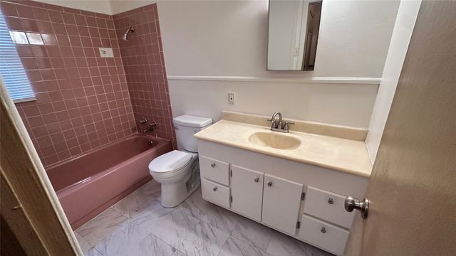 3527 S Ewing Avenue, Dallas, TX 75216