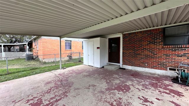 3527 S Ewing Avenue, Dallas, TX 75216