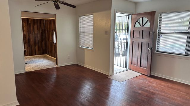 3527 S Ewing Avenue, Dallas, TX 75216