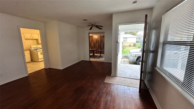 3527 S Ewing Avenue, Dallas, TX 75216