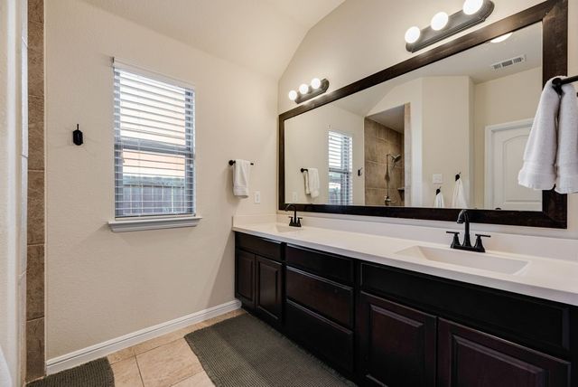 517 Goldstone Lane, Fort Worth, TX 76131