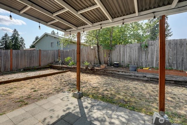 37427 39th Avenue S, Auburn, WA 98001