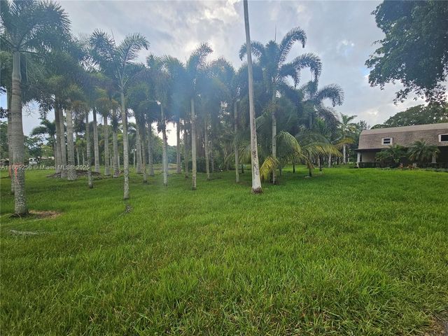 15101 SW 27th St 0, Davie, FL 33331