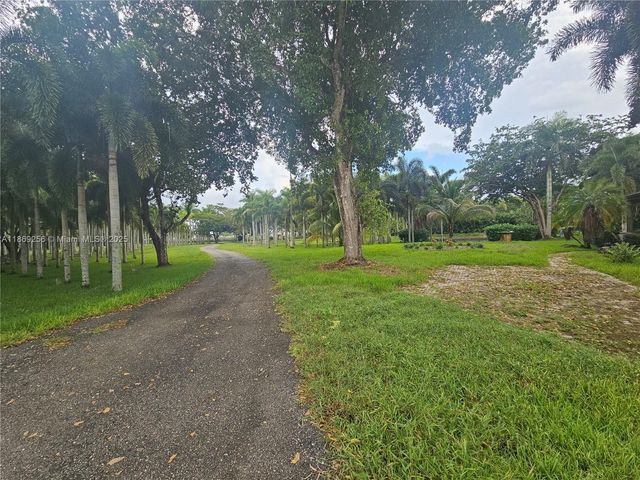 15101 SW 27th St 0, Davie, FL 33331