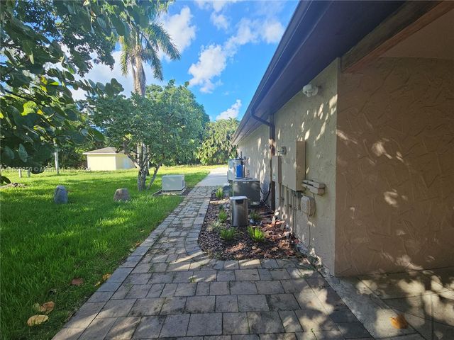 15101 SW 27th St 0, Davie, FL 33331