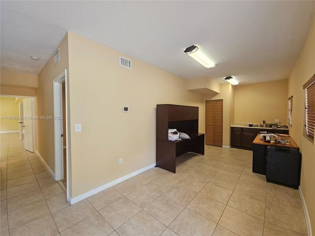 15101 SW 27th St 0, Davie, FL 33331