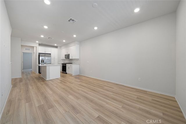 236 lockhart Way, West Covina, CA 91790