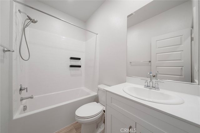 236 lockhart Way, West Covina, CA 91790