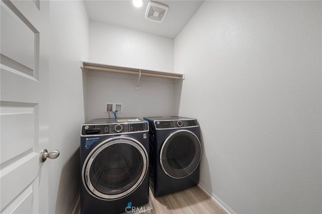 236 lockhart Way, West Covina, CA 91790