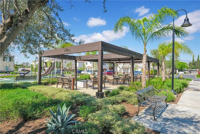 236 lockhart Way, West Covina, CA 91790