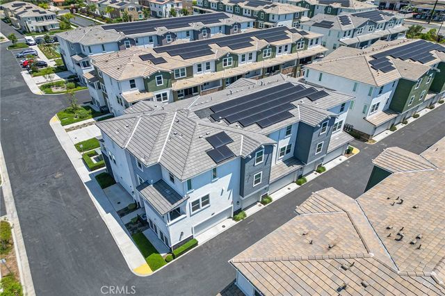 236 lockhart Way, West Covina, CA 91790