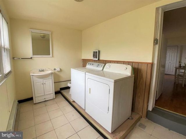 75 HARRY ST, Conshohocken, PA 19428