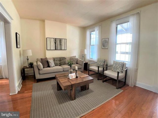 75 HARRY ST, Conshohocken, PA 19428