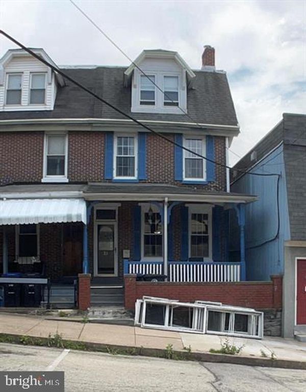 75 HARRY ST, Conshohocken, PA 19428