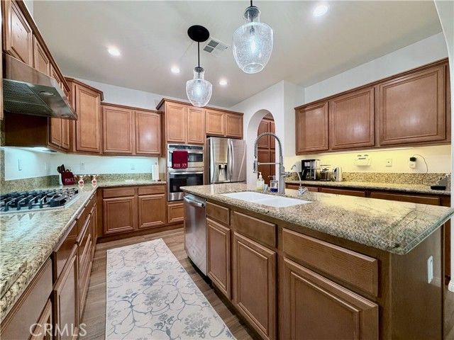 46302 Lone Pine Drive, Temecula, CA 92592