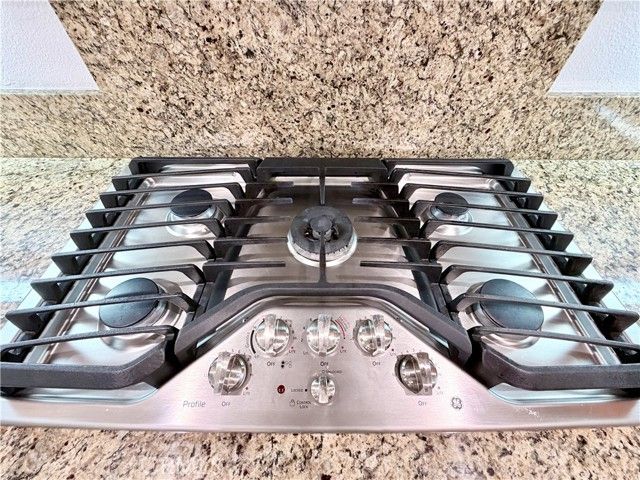 46302 Lone Pine Drive, Temecula, CA 92592