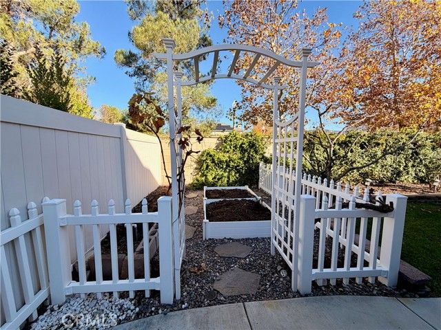 46302 Lone Pine Drive, Temecula, CA 92592