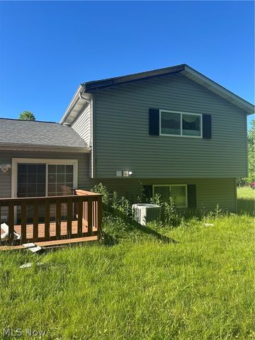 25235 Suwanee Avenue, Oakwood, OH 44146