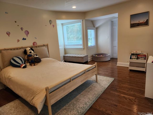 18 Lincoln Avenue, Rye Brook, NY 10573