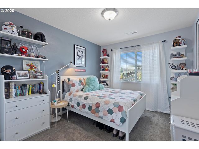 12386 Se YOSEMITE St, Damascus, OR 97089